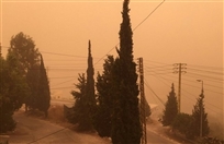 Outdoor Sandstorm engulfs Lebanon Lebanon