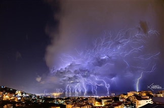 Lebanon Thunder Stock Photography  Photo Tourism Visit Lebanon