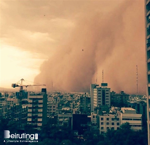 Outdoor Sandstorm engulfs Lebanon Lebanon
