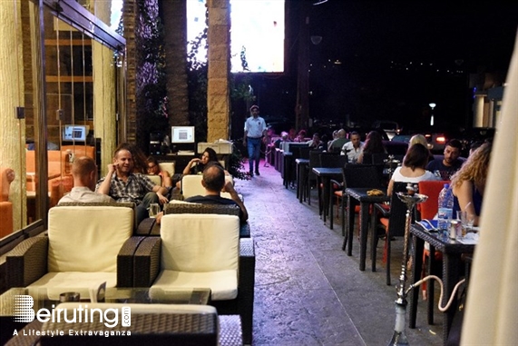 Kahwet El Taiga Batroun Nightlife Taiga Cafe on Saturday Night Lebanon