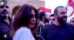 Outdoor Elissa Joins in Lebanon’s protests Lebanon