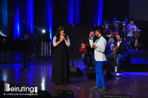 Palais des Congres Dbayeh Concert Cenacle de la Lumiere Lebanon